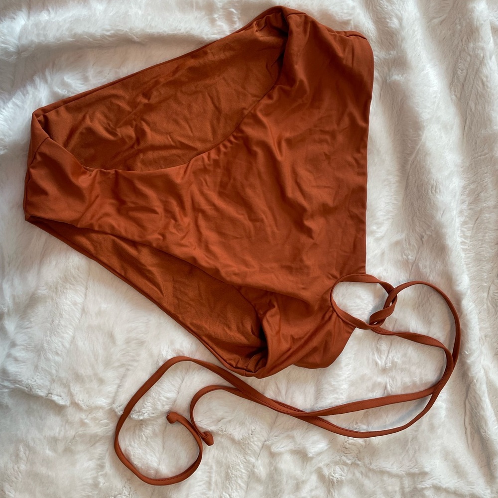 NWT swim bottoms